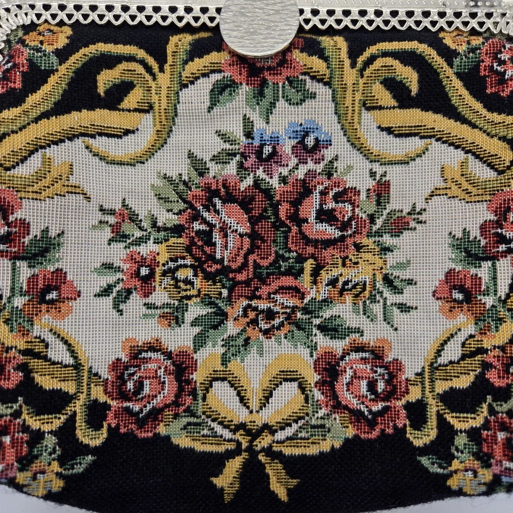 Floral Tapestry Evening‎ Purse 6x7 Baroque Roses Bows Metal Frame Bag Hong Kong